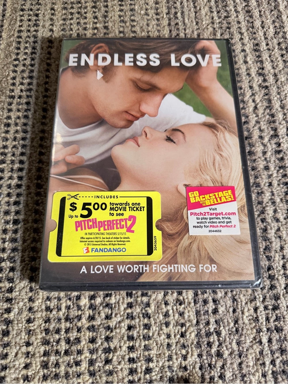 Universal Endless Love DVD Back Cover with Green Accent